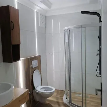 Kalabalik Aileler Icin Ideal * Μπέλεκ